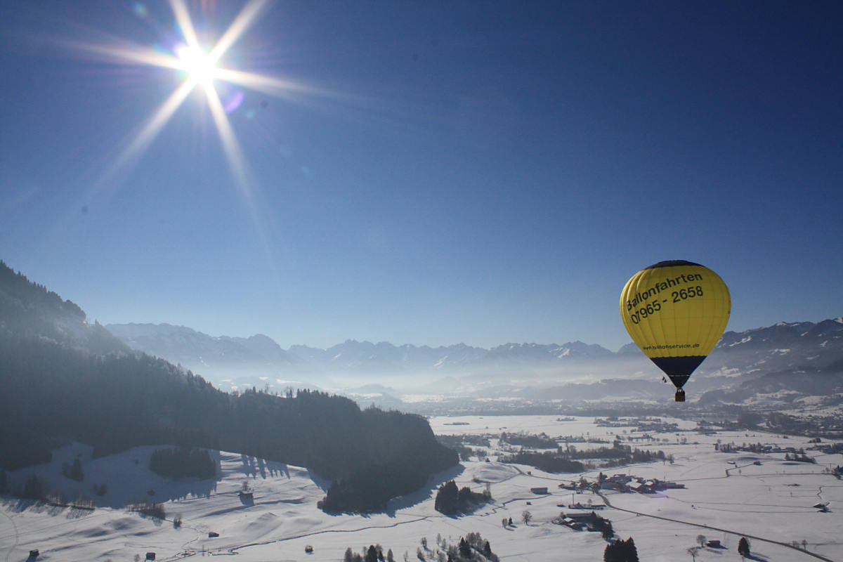Tolle Alpensicht (Copyright Ballonfahrten Augsburg Events)